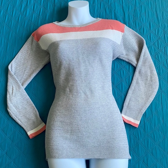 COLORBLOCK CREWNECK TEXTURED SWEATER - Picture 8 of 8